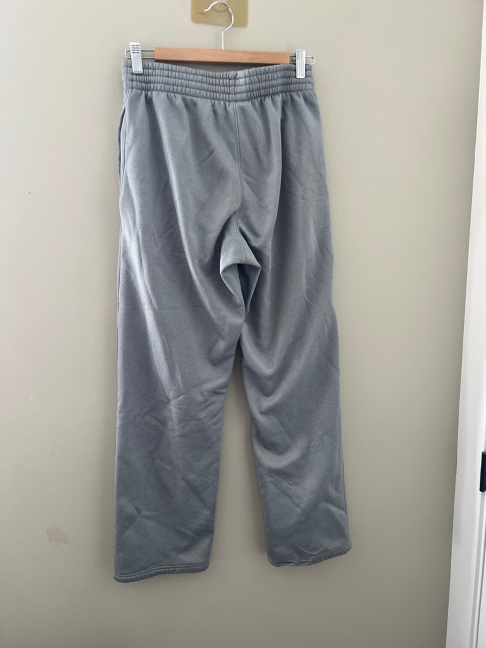 Under Armour Gray Men's Fleece Joggers - Picture 2 of 4